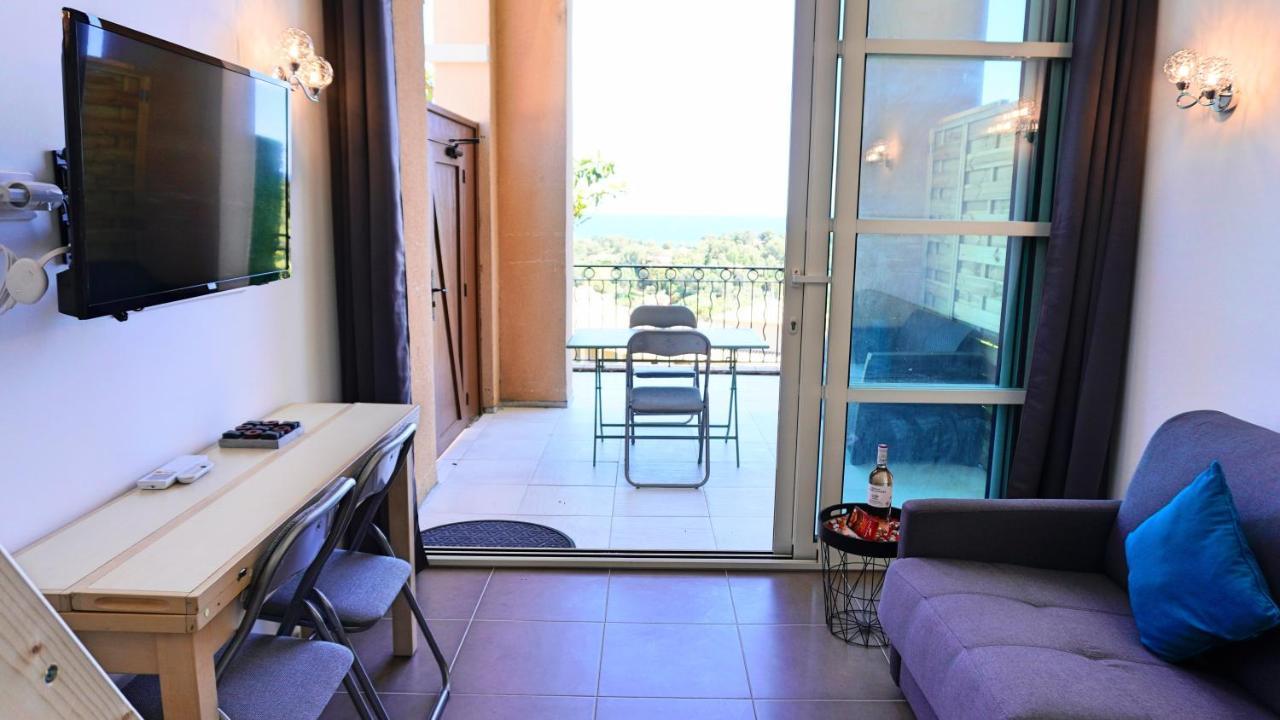 Apartment 174, Vue A Cap Esterel By Palmazur Saint-Raphael (Var)