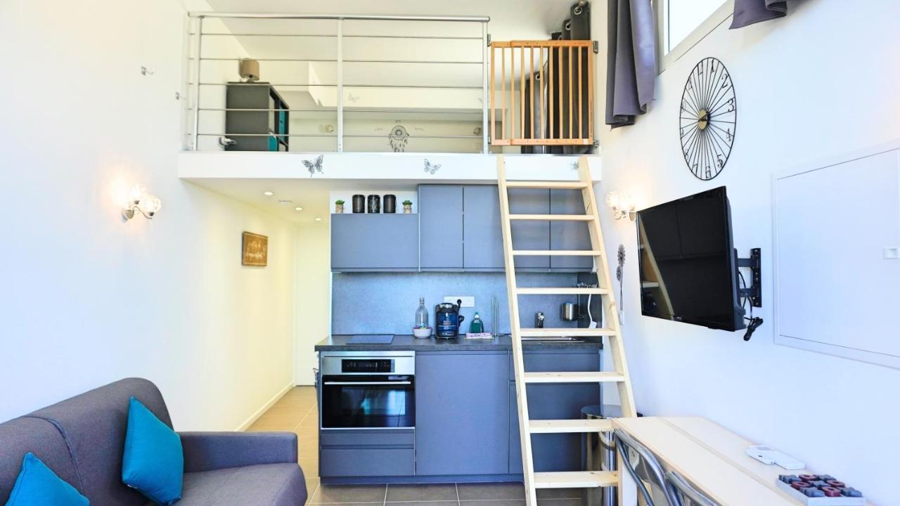 Apartment 174, Vue A Cap Esterel By Palmazur Saint-Raphael (Var)